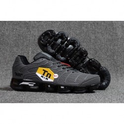 vapormax plus noir pas cher